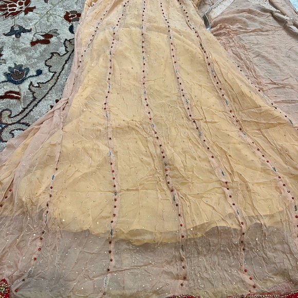 Used once Indian maxi party dress medium size - Picture 2 of 9